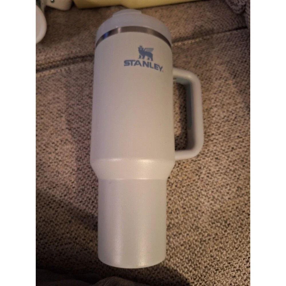 Stanley 40 oz‎ Quencher H2O Insulated Tumbler Flowstate Three Position Lid Frost - Picture 2 of 8